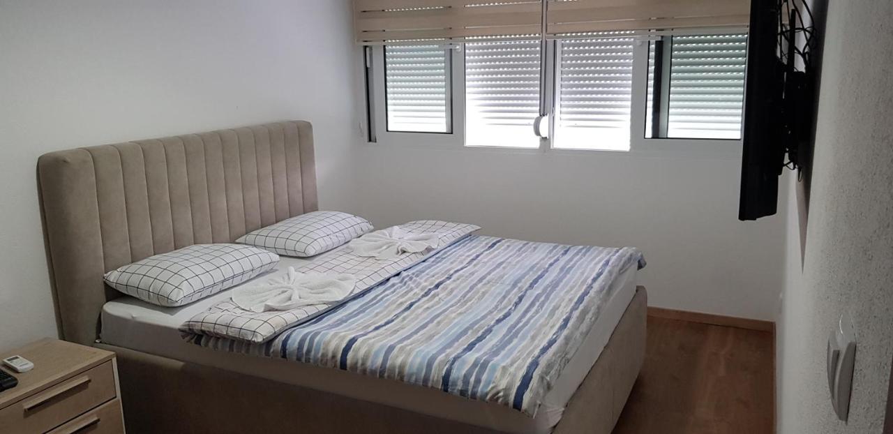 Renta Stan Apartman Odmor 波德戈里察 外观 照片
